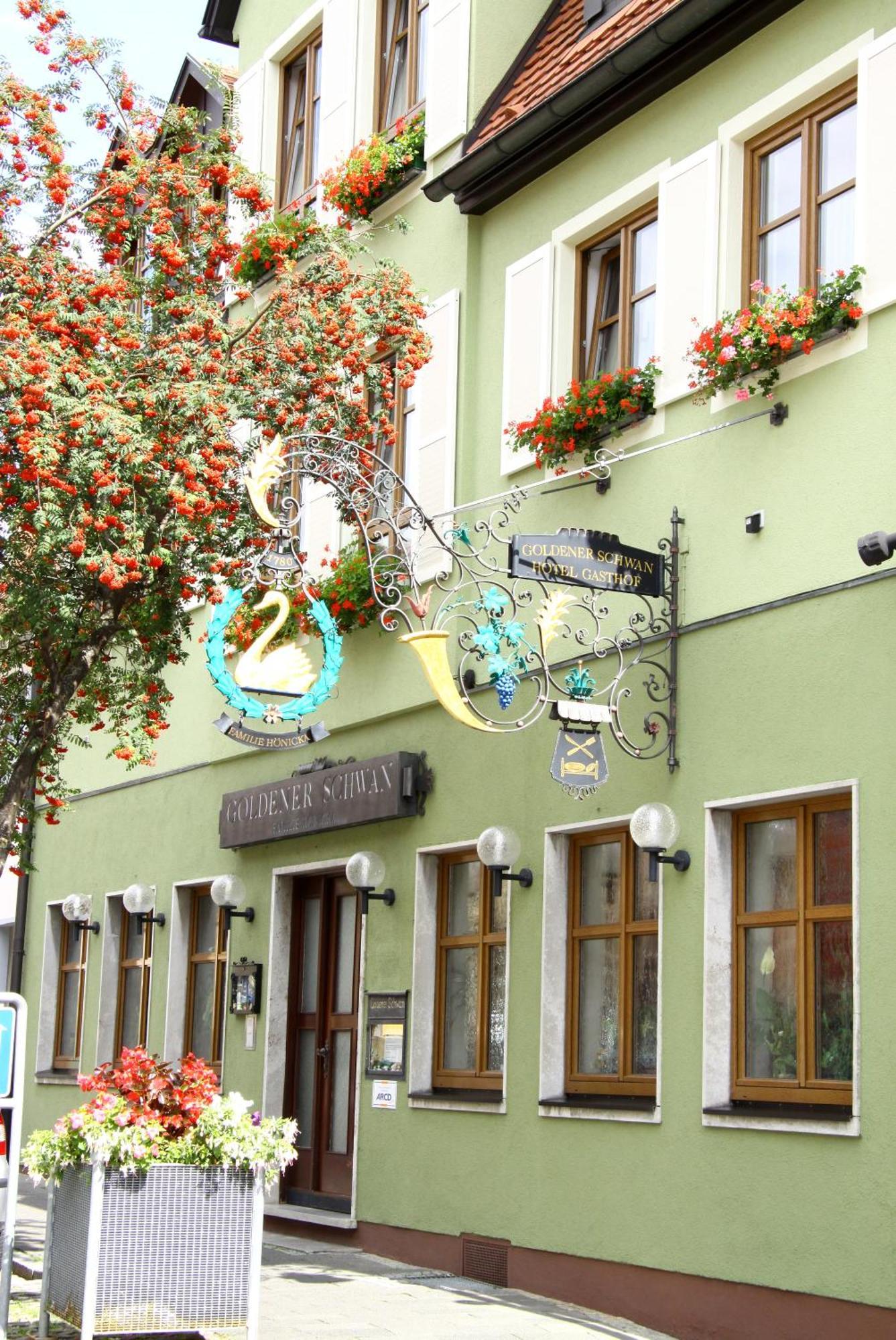 Hotel-Garni Goldener Schwan Bad Windsheim Exterior photo